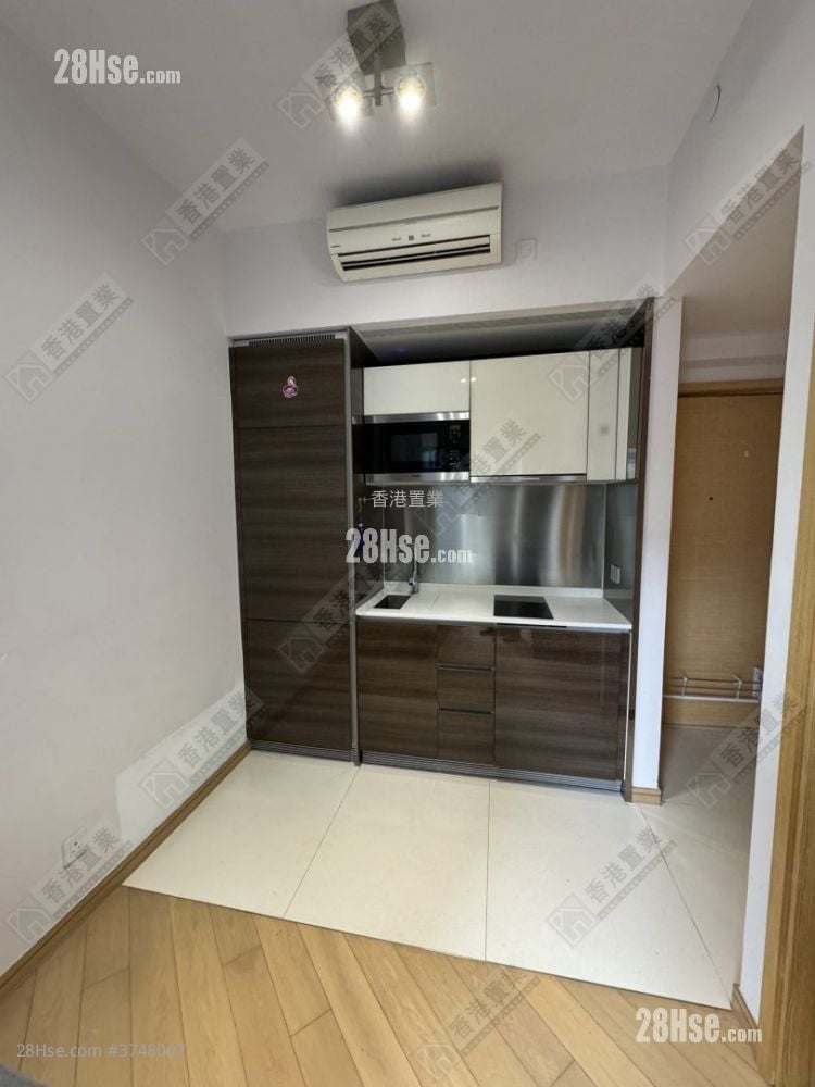 Upper West Sell 1 Bedroom , 1 Bathroom 262 ft²