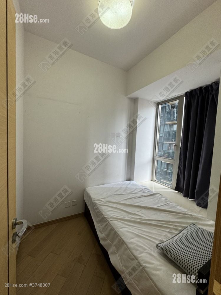 Upper West Sell 1 Bedroom , 1 Bathroom 262 ft²