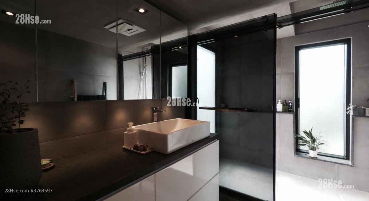 碧豪苑 售盘 3 房 , 1 浴室 698 平方尺