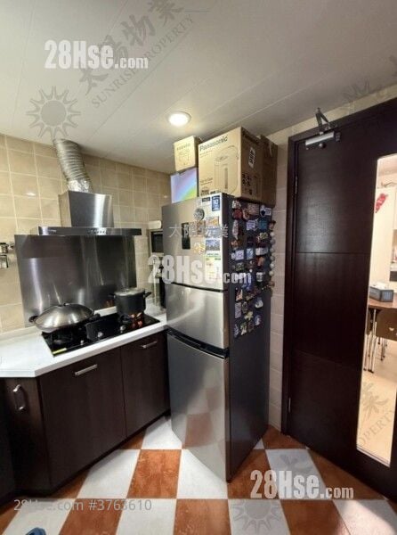 Whampoa Garden Sell 4 Bedrooms 777 ft²