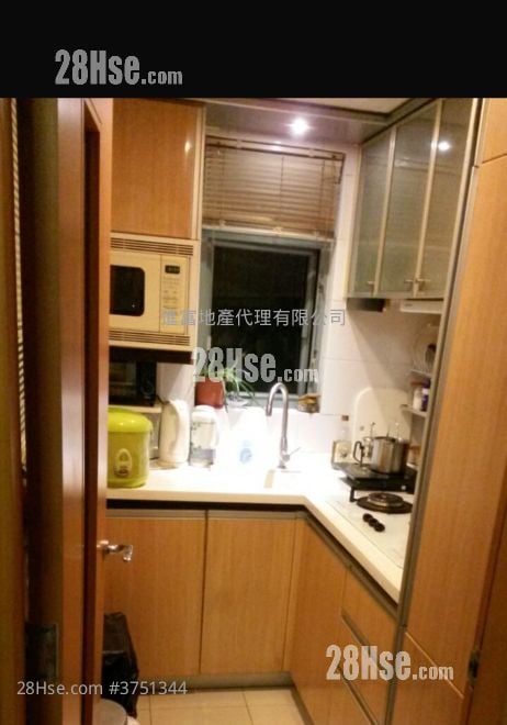 Aquamarine Sell 3 Bedrooms , 1 Bathroom 502 ft²