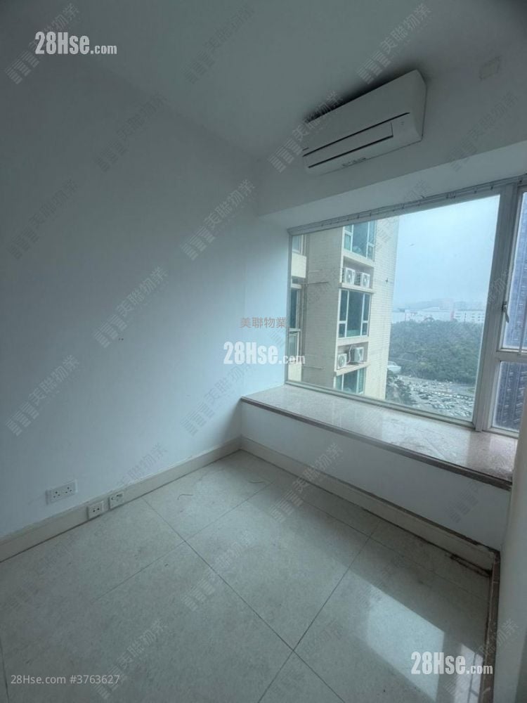 La Splendeur Of Le Prestige Sell 4 Bedrooms , 2 Bathrooms 995 ft²