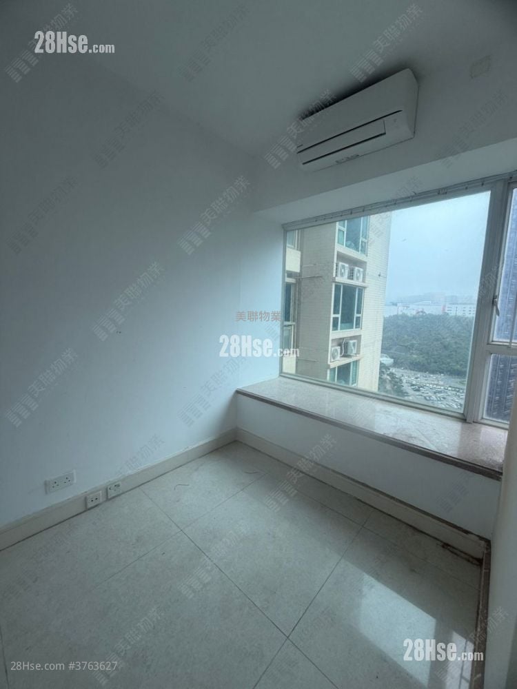 La Splendeur Of Le Prestige Sell 4 Bedrooms , 2 Bathrooms 995 ft²