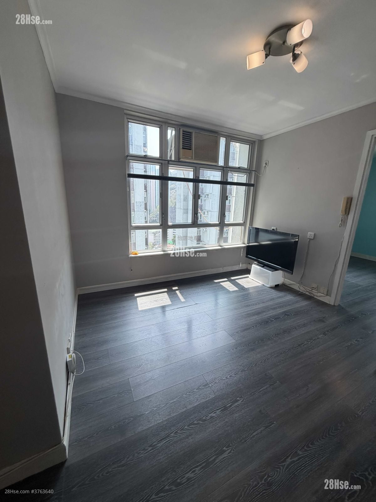 太古城 售盘 2 房 , 1 浴室 536 平方尺