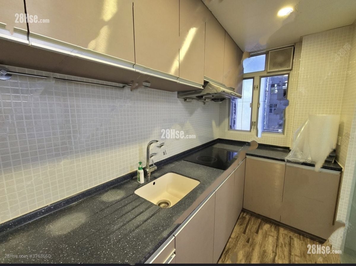 太古城 售盘 2 房 , 1 浴室 593 平方尺