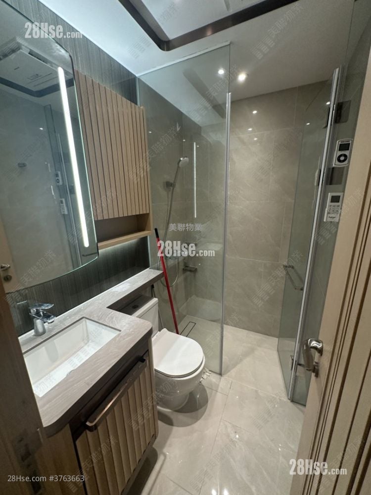 Manor Hill Sell Studio , 1 Bathroom 203 ft²