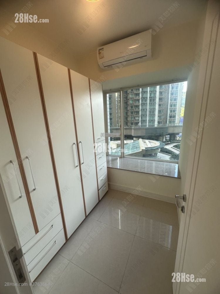 领峰 售盘 3 房 , 2 浴室 681 平方尺