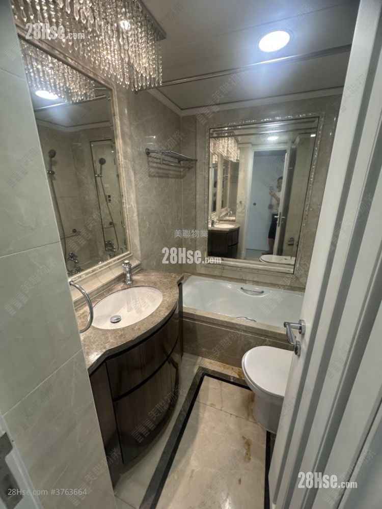 领峰 售盘 3 房 , 2 浴室 681 平方尺