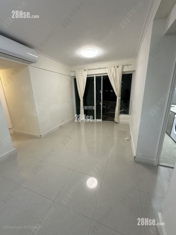 领峰 售盘 3 房 , 2 浴室 681 平方尺