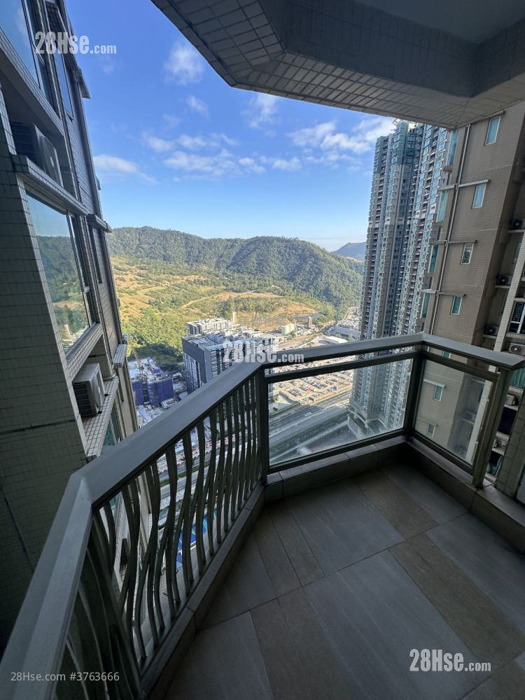 领峰 售盘 3 房 , 2 浴室 730 平方尺