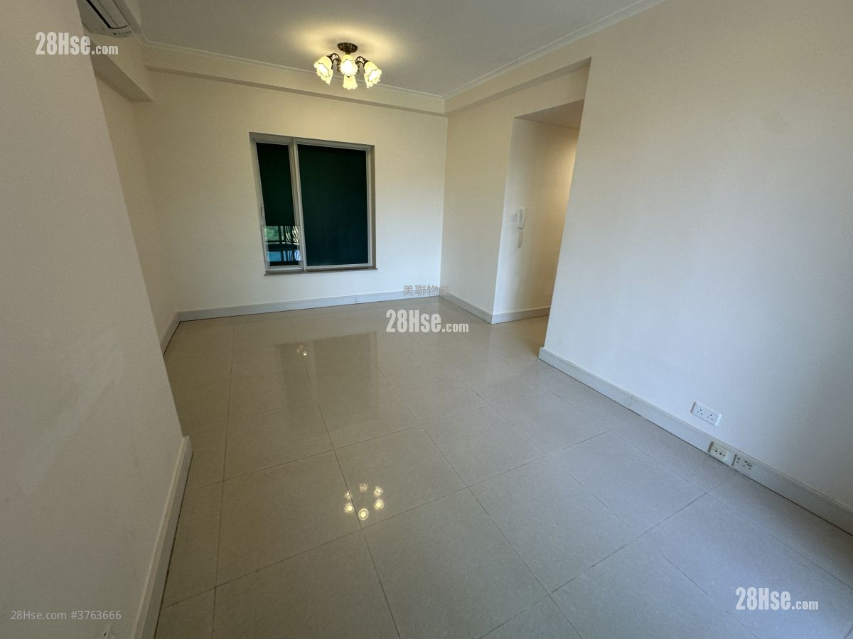 领峰 售盘 3 房 , 2 浴室 730 平方尺