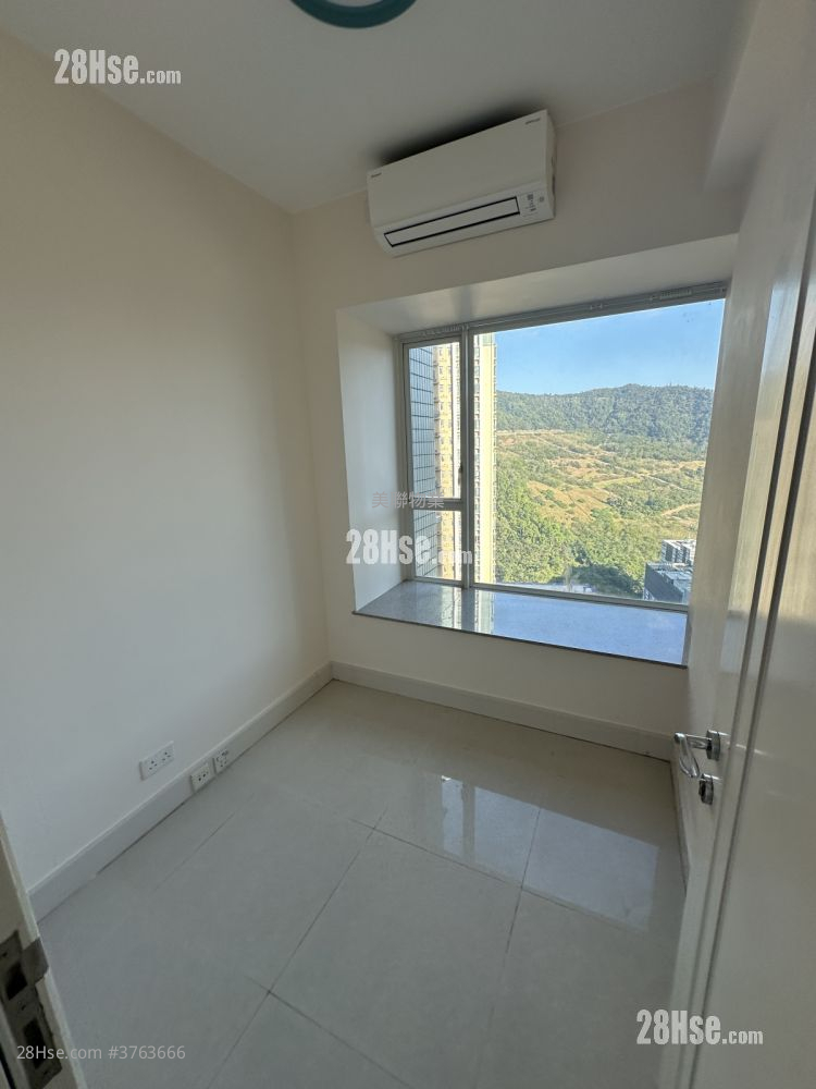 领峰 售盘 3 房 , 2 浴室 730 平方尺