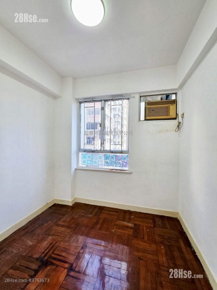 Lockhart House Sell 2 Bedrooms , 1 Bathroom 552 ft²