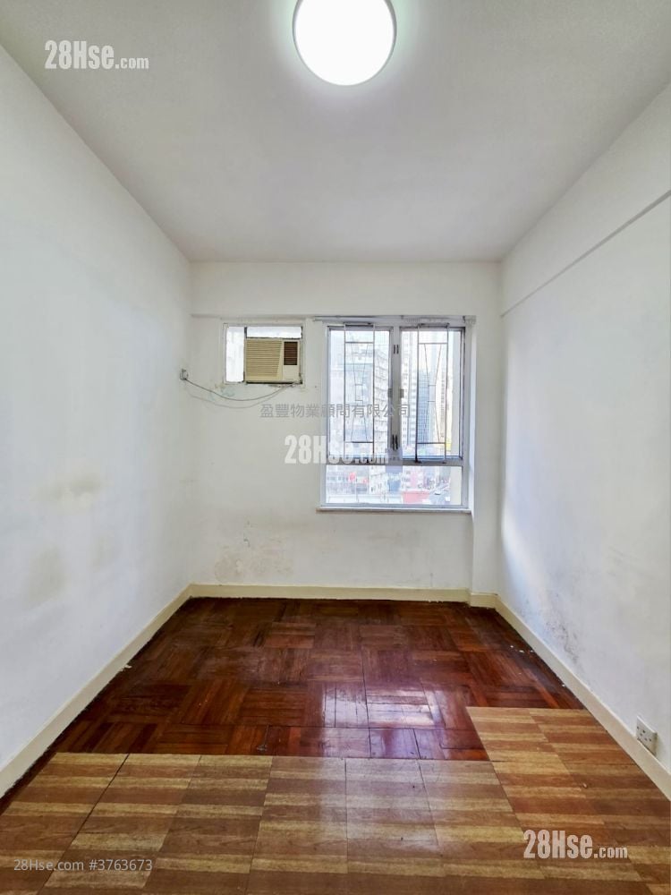 Lockhart House Sell 2 Bedrooms , 1 Bathroom 552 ft²