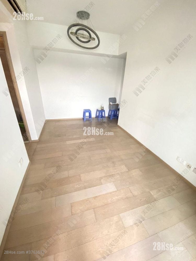 LP6 售盘 3 房 , 2 浴室 658 平方尺