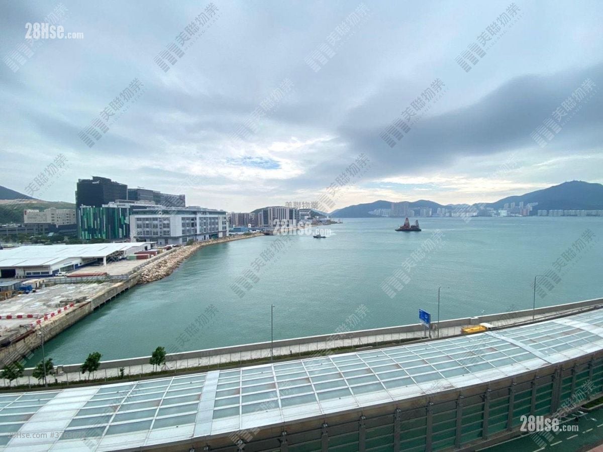 LP6 售盘 3 房 , 2 浴室 658 平方尺