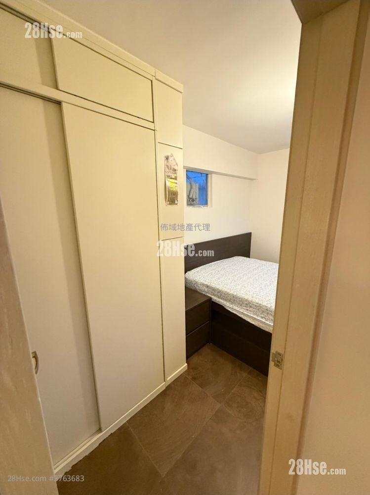 Lei King Wan Sell 2 Bedrooms , 1 Bathroom 494 ft²