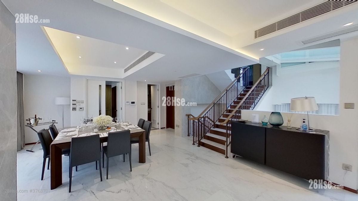 Murray Bay Rental 4 Bedrooms , 3 Bathrooms 4,399 ft²