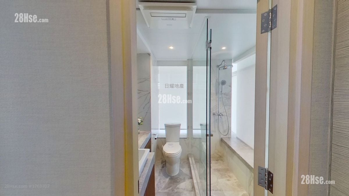 Murray Bay Rental 4 Bedrooms , 3 Bathrooms 4,399 ft²