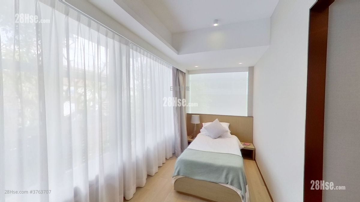 Murray Bay Rental 4 Bedrooms , 3 Bathrooms 4,399 ft²