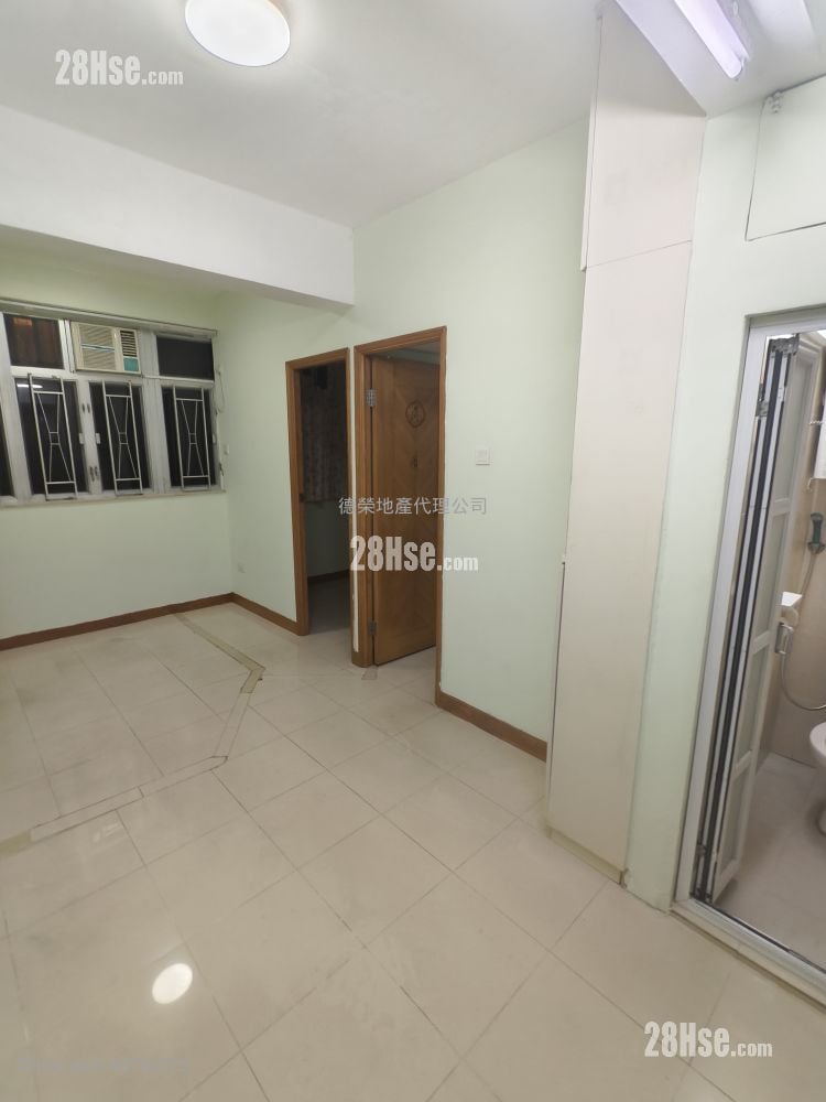 长乐大厦 租盘 2 房 , 1 浴室 300 平方尺