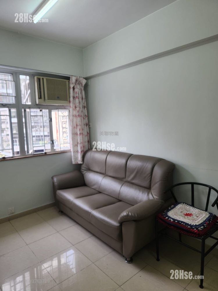 Kwai Ying Building Sell 2 Bedrooms , 1 Bathroom 428 ft²