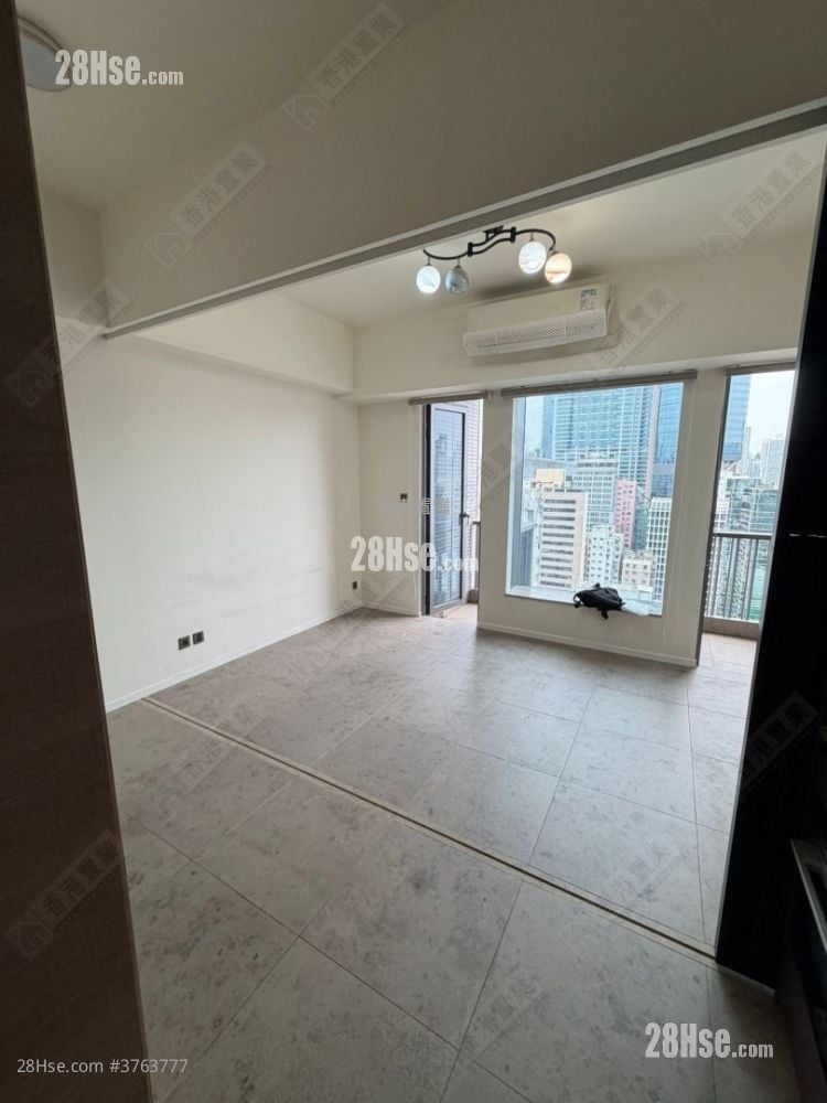Skypark Sell Studio , 1 Bathroom 315 ft²