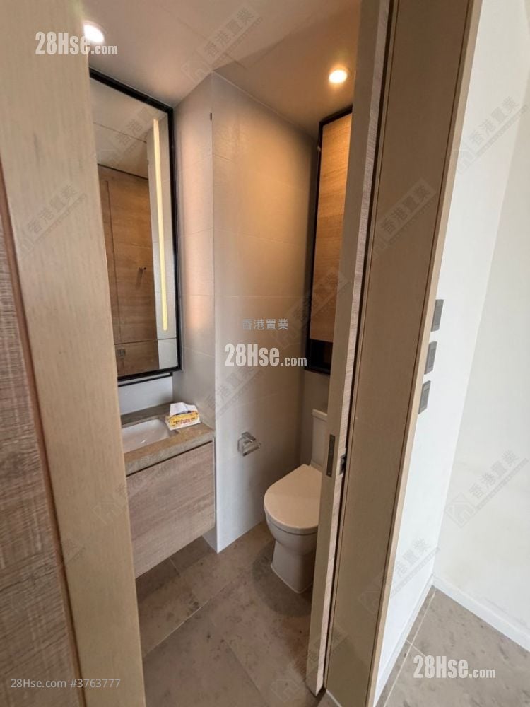 Skypark Sell Studio , 1 Bathroom 315 ft²