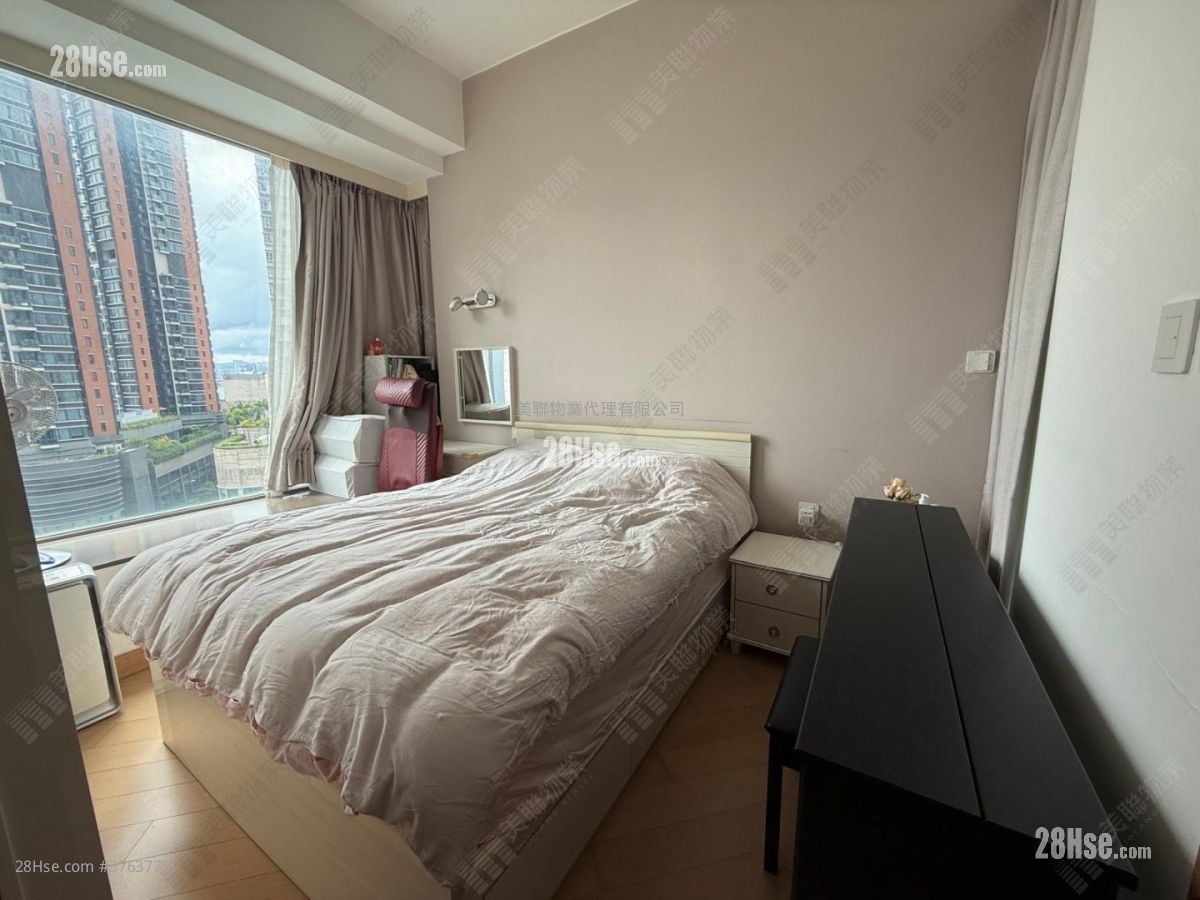 Ocean One Sell 2 Bedrooms 559 ft²