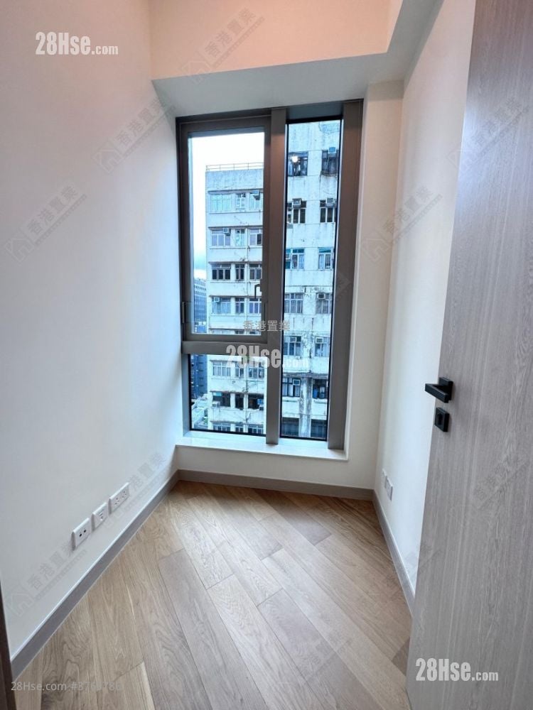 One Soho Sell 2 Bedrooms , 1 Bathroom 374 ft²