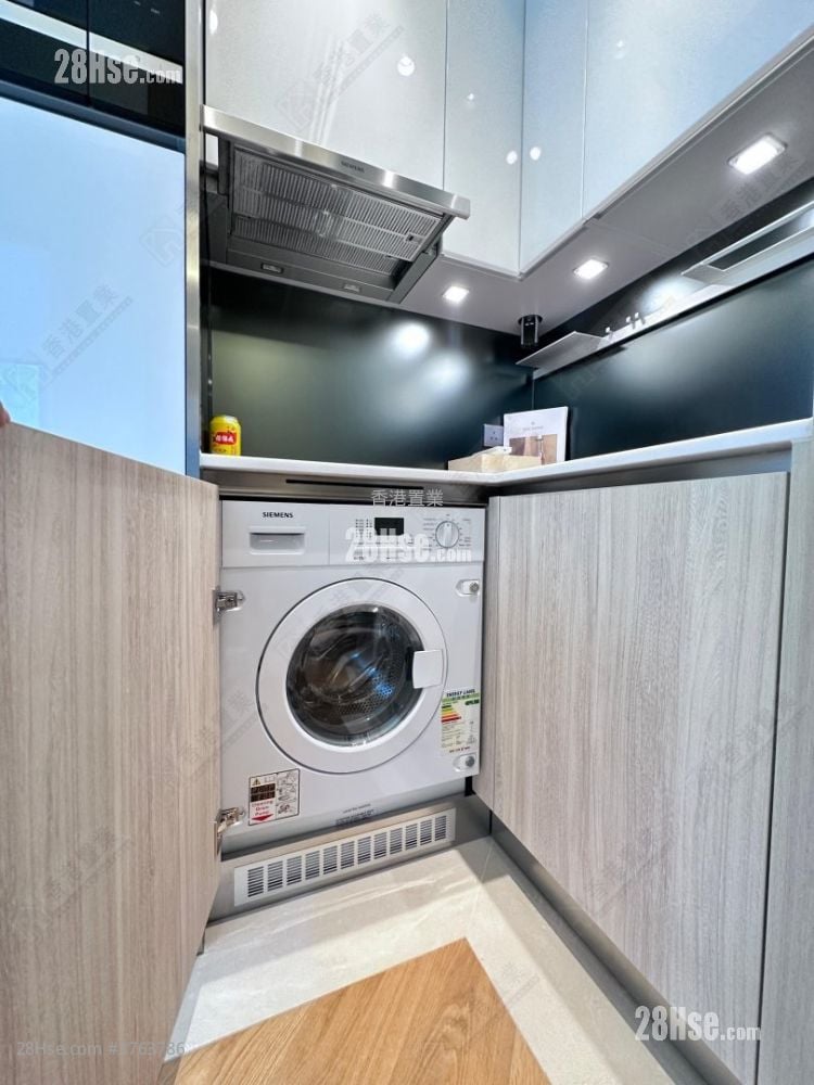 One Soho Sell 2 Bedrooms , 1 Bathroom 374 ft²