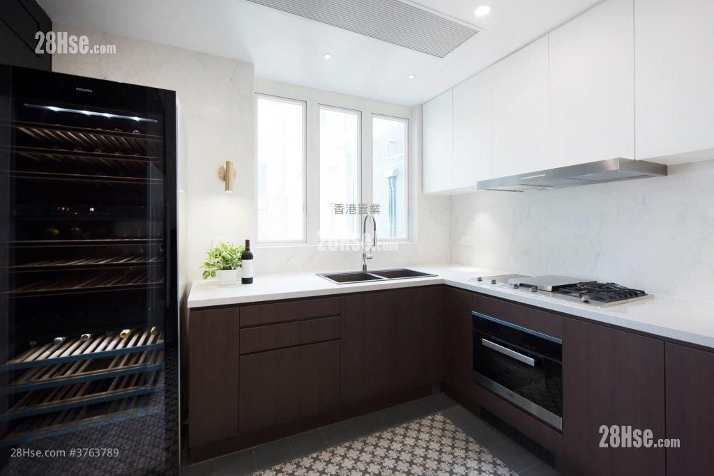 Harbour Green Sell 4 Bedrooms , 2 Bathrooms 1,362 ft²