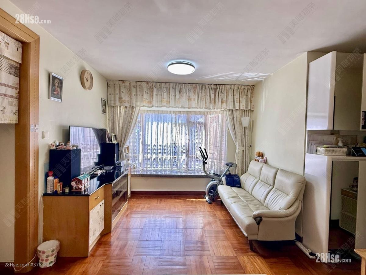 Sunshine City Sell 3 Bedrooms , 2 Bathrooms 649 ft²
