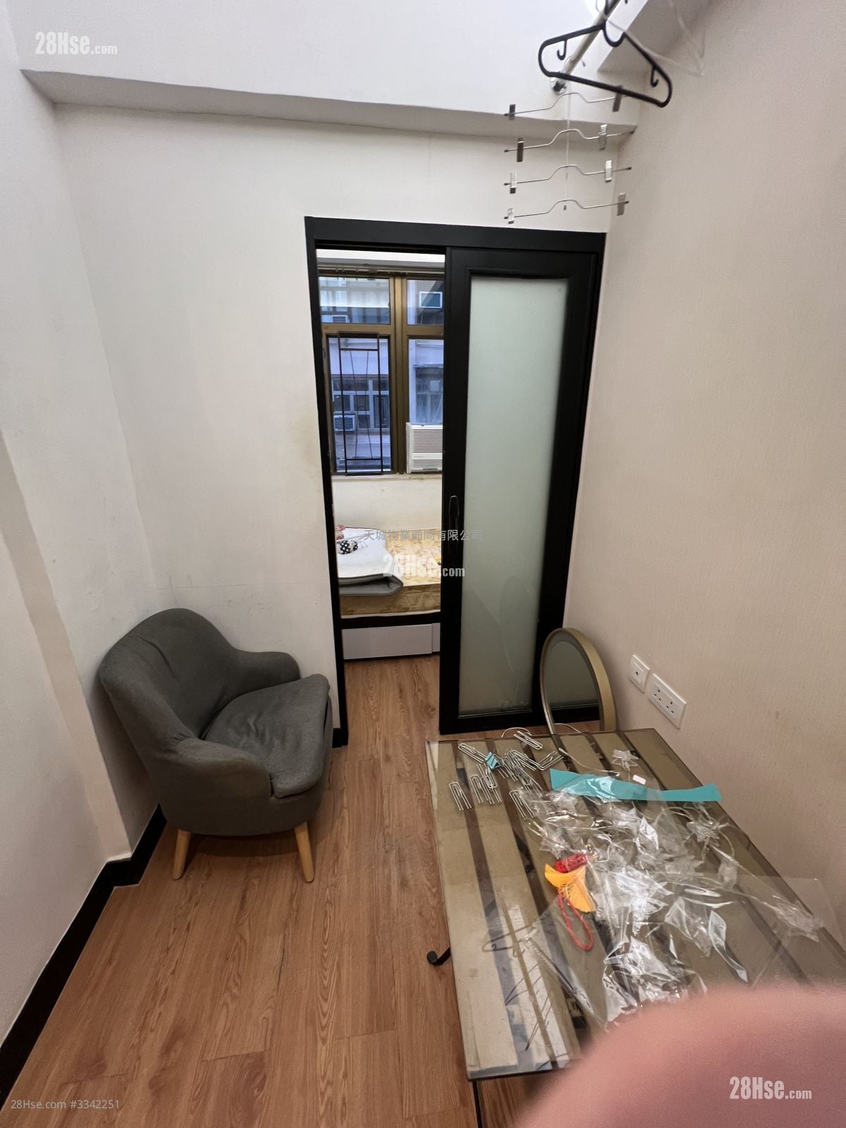 Windsor Mansion Rental Studio , 1 Bathroom 200 ft²