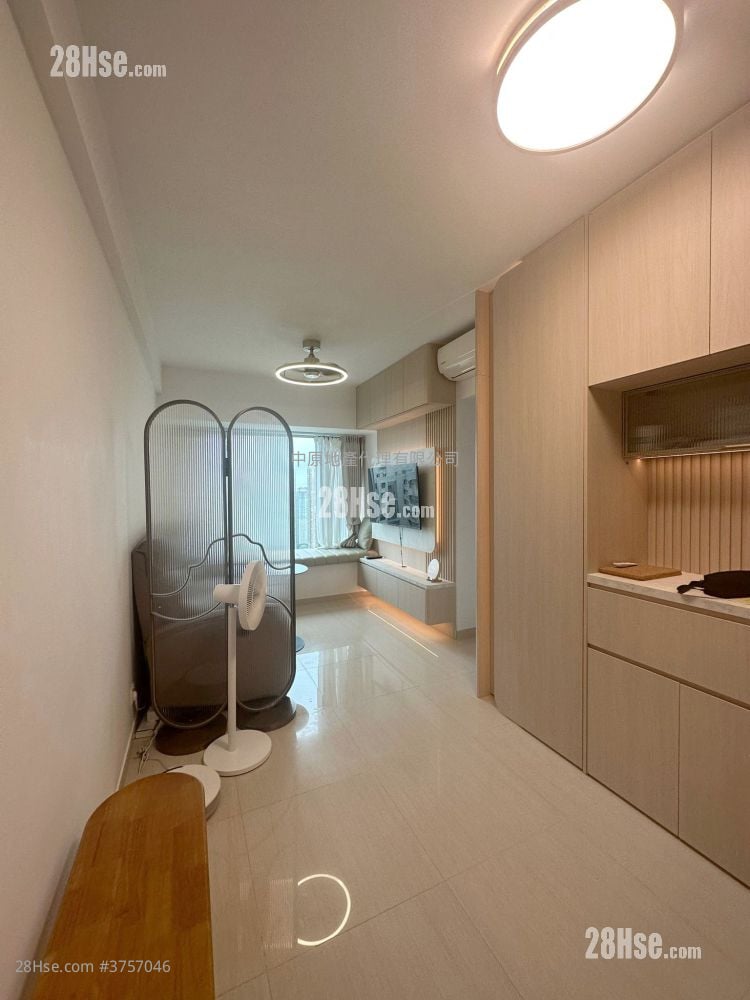 Tseung Kwan O Plaza Sell 2 Bedrooms , 1 Bathroom 429 ft²