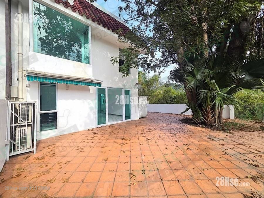 柏丽湾别墅 租盘 4 房 1,332 平方尺