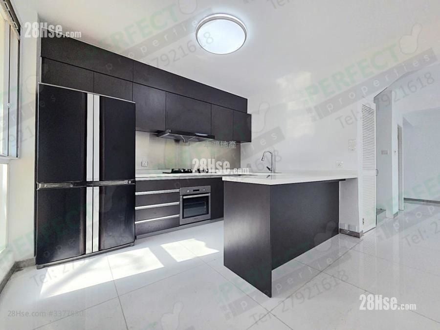 柏丽湾别墅 租盘 4 房 1,332 平方尺