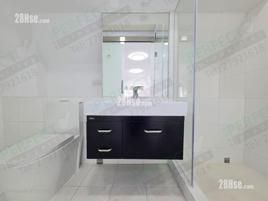 柏丽湾别墅 租盘 4 房 1,332 平方尺