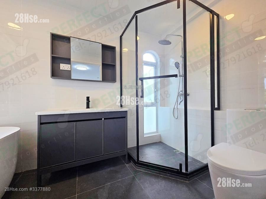 柏丽湾别墅 租盘 4 房 1,332 平方尺