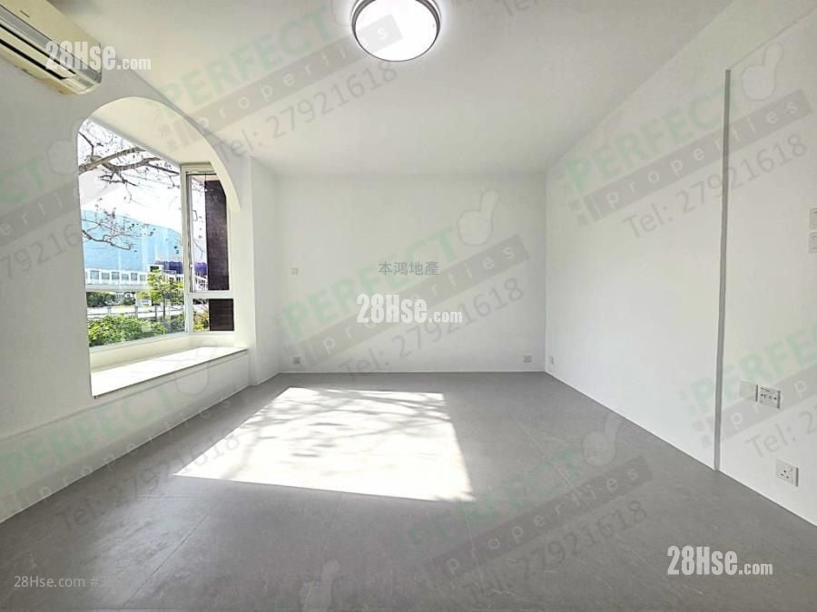 柏丽湾别墅 租盘 4 房 1,332 平方尺