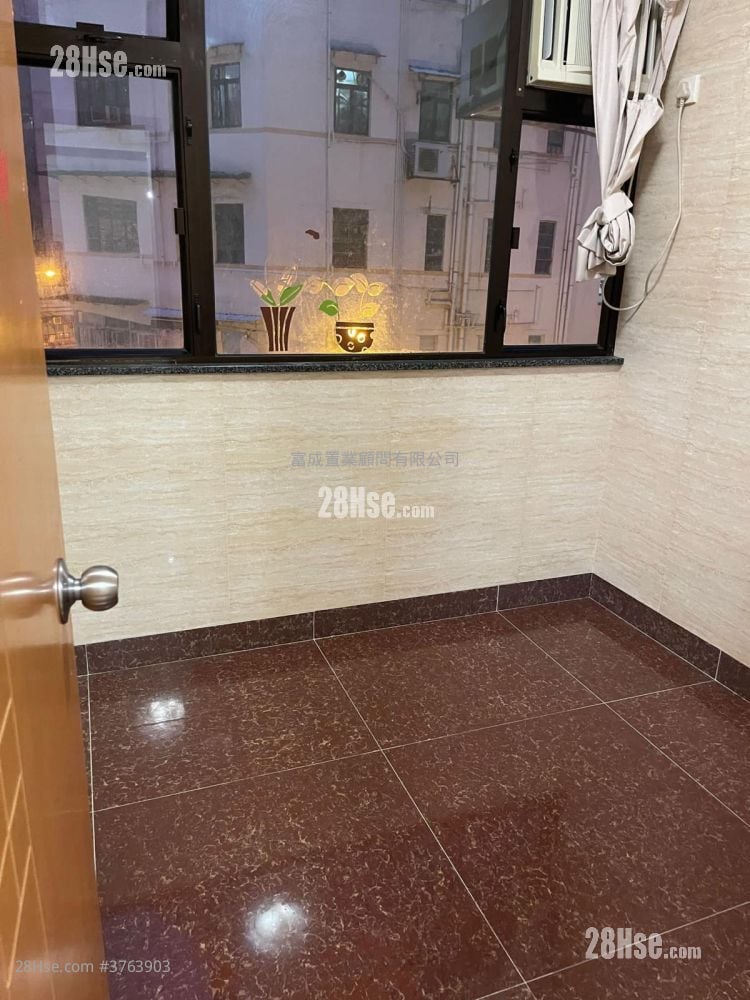 宝兴大楼 售盘 413 平方尺