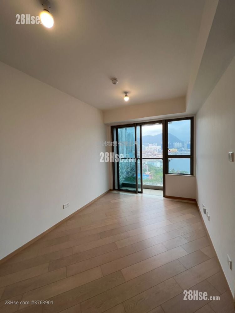 Upper East Sell Studio , 1 Bathroom 375 ft²