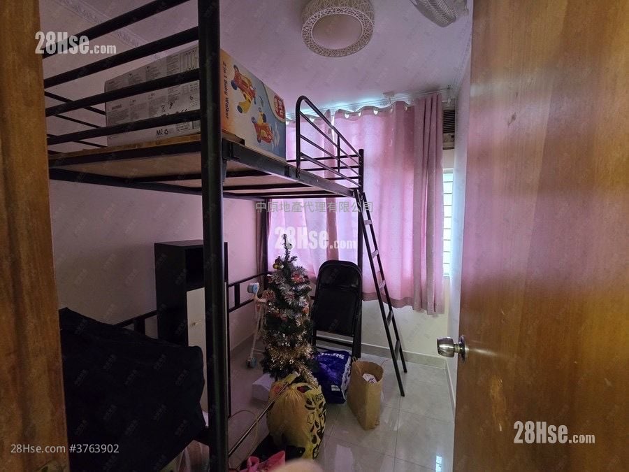 长安邨 售盘 2 房 , 1 浴室 449 平方尺