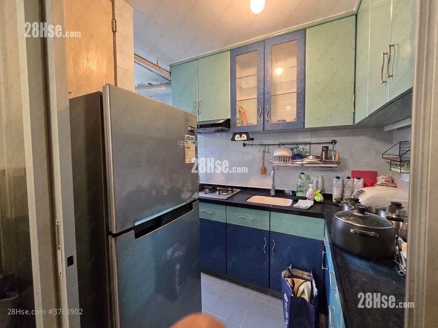 长安邨 售盘 2 房 , 1 浴室 449 平方尺