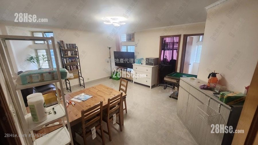 长安邨 售盘 2 房 , 1 浴室 449 平方尺