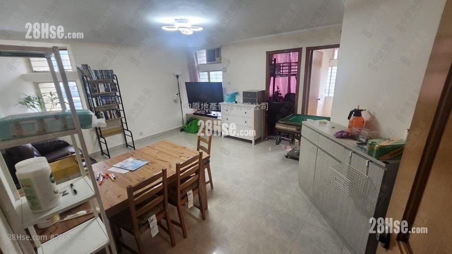 长安邨 售盘 2 房 , 1 浴室 449 平方尺