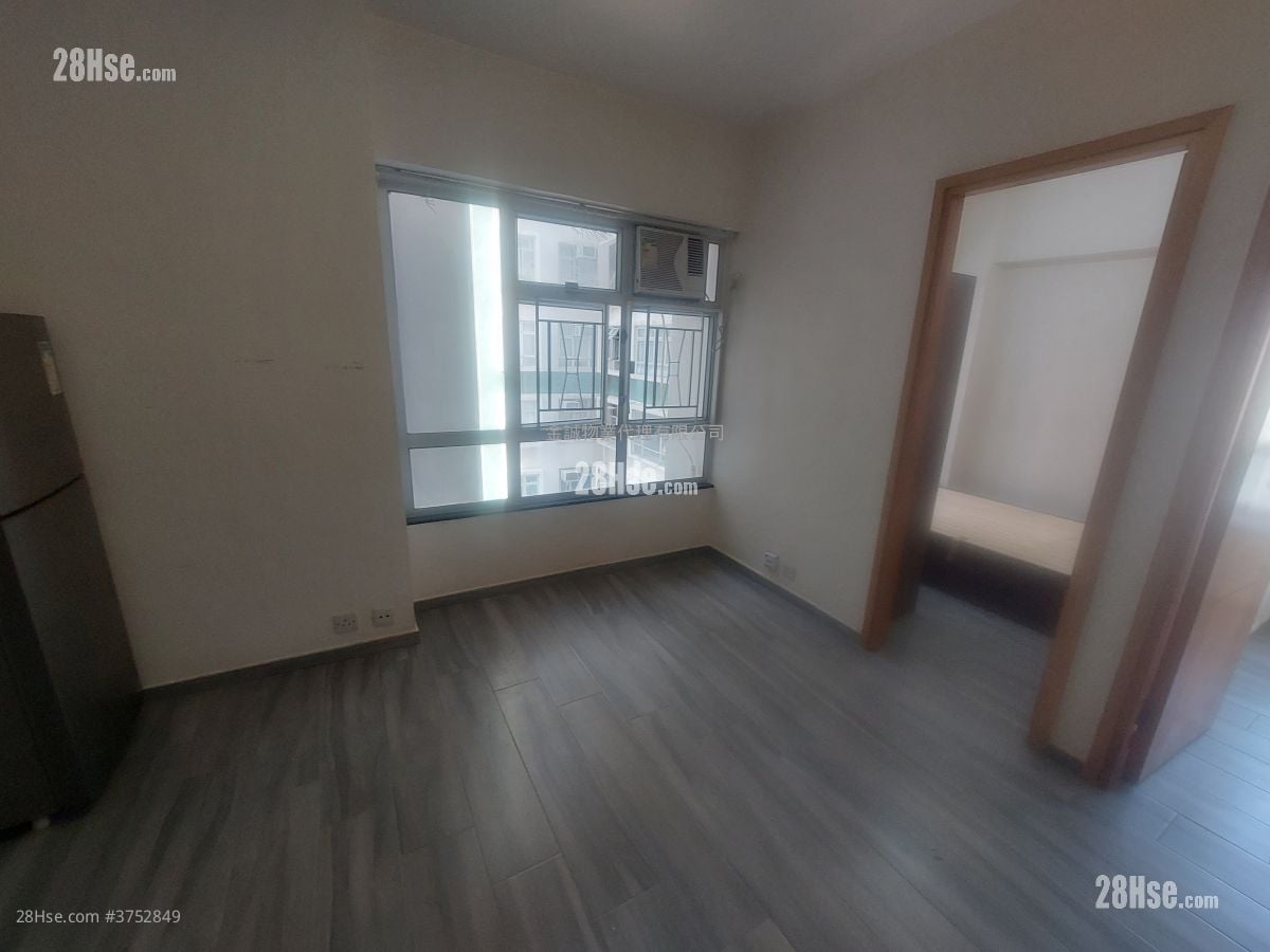 翠林花園 售盤 2 房 , 1 浴室 330 平方呎