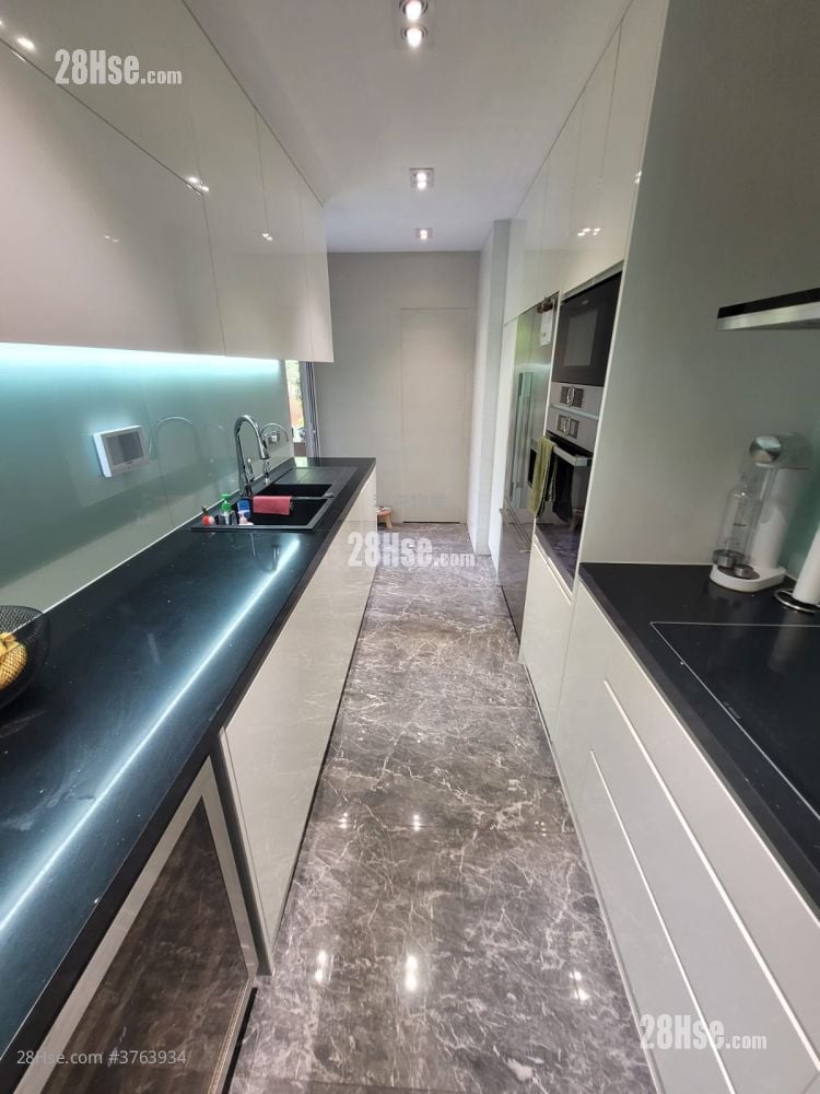 Discovery Bay Sell 3 Bedrooms , 2 Bathrooms 1,153 ft²