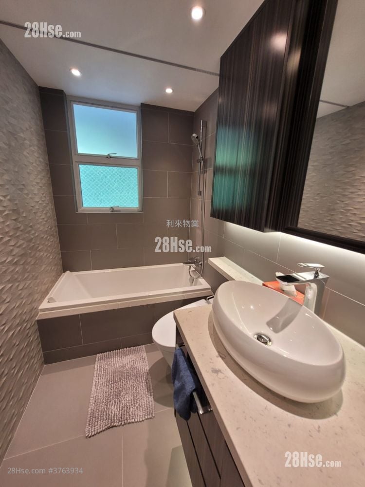 Discovery Bay Sell 3 Bedrooms , 2 Bathrooms 1,153 ft²