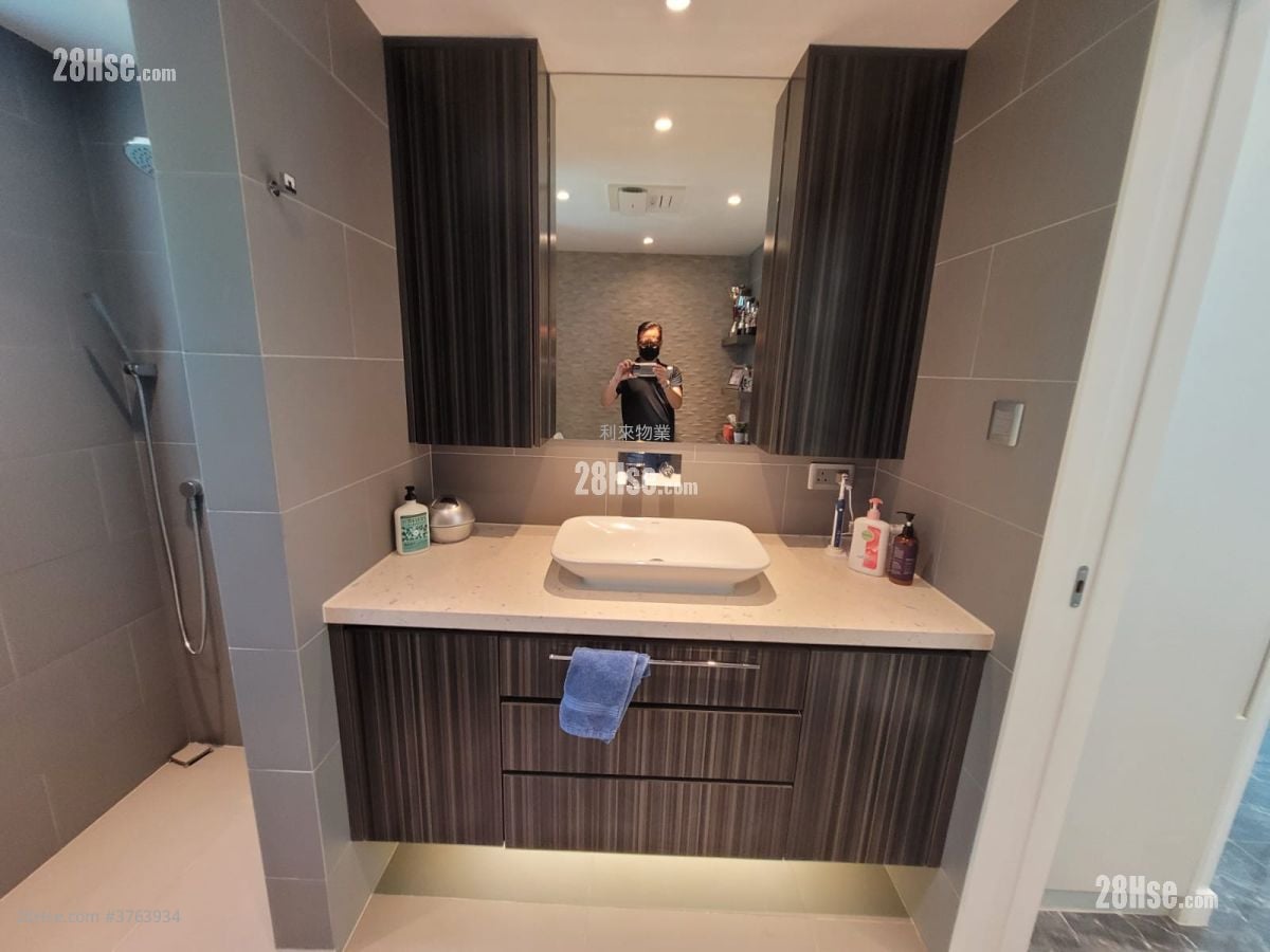 Discovery Bay Sell 3 Bedrooms , 2 Bathrooms 1,153 ft²